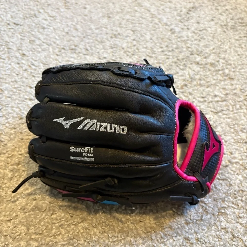 Mizuno Finch Fastpitch Softball Glove Mitt 10